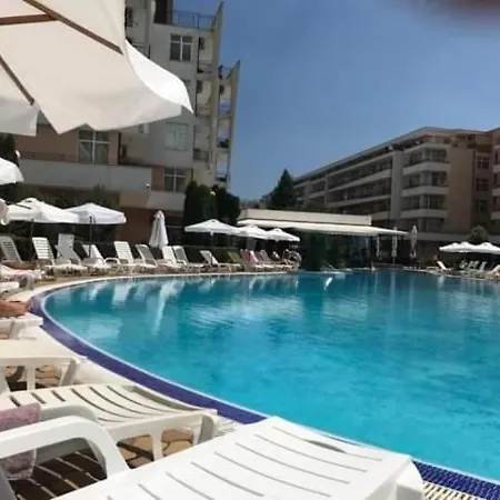 Grand Kamelia Апартаменти